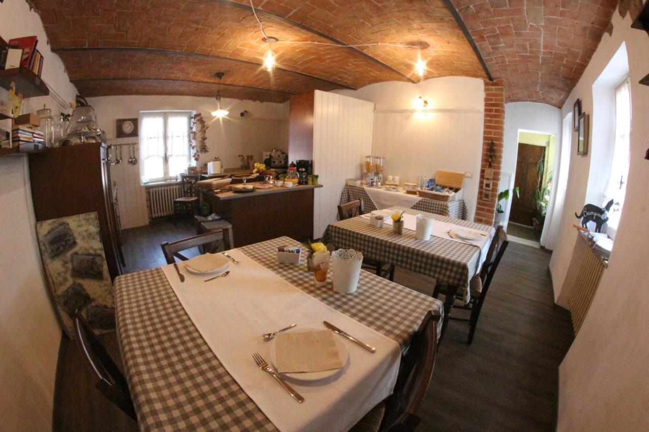 Poggio Dei Farinetti Bed & Breakfast ดิอาโนดัลบา ภายนอก รูปภาพ